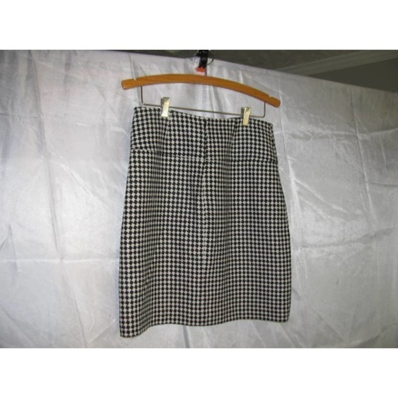 Talbots Houndstooth Wool Mini skirt, Sz small, fully lined, - Picture 7 of 16